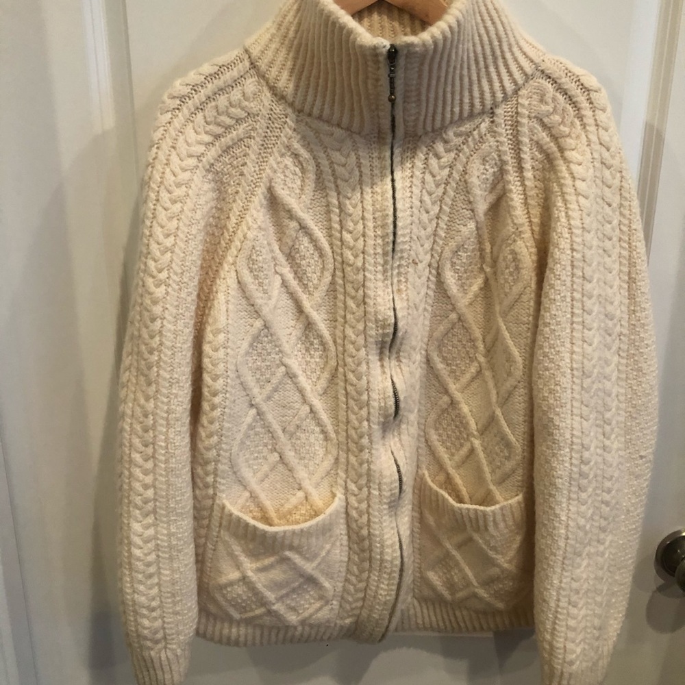 Thick Unisex Carraigdonn Handknit in Ireland Swe…